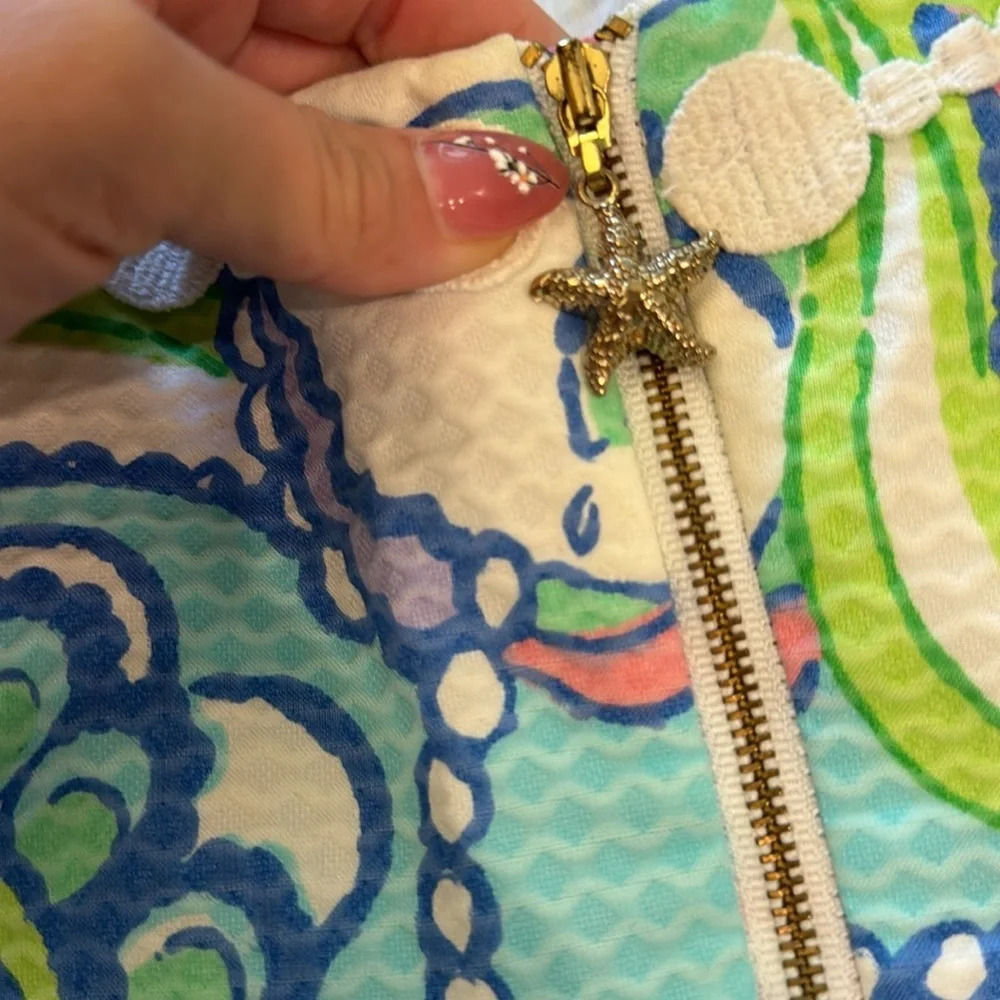 Like New Lilly Pulitzer Sand Dollar Paisley Shift Dress - Picture 12 of 16